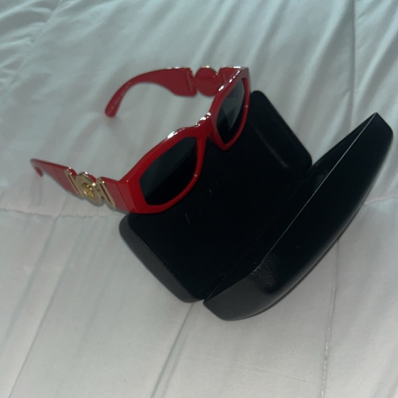 VERSACE SUNGLASSES - Picture 3 of 5